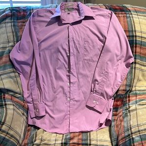 EUC MEN’s VanHeusen fitted dress shirt, lavender! 15.5 by 32/33-Medium